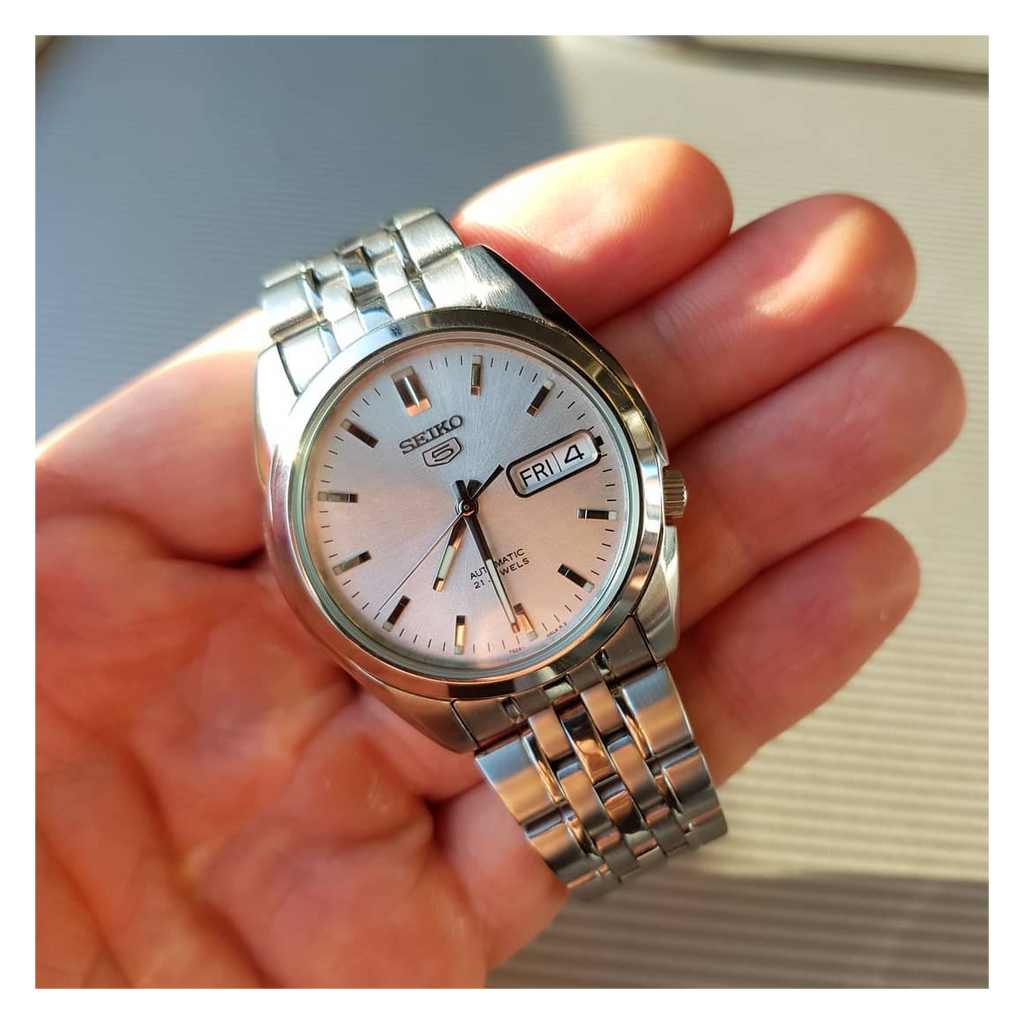 Seiko 5 Silver White